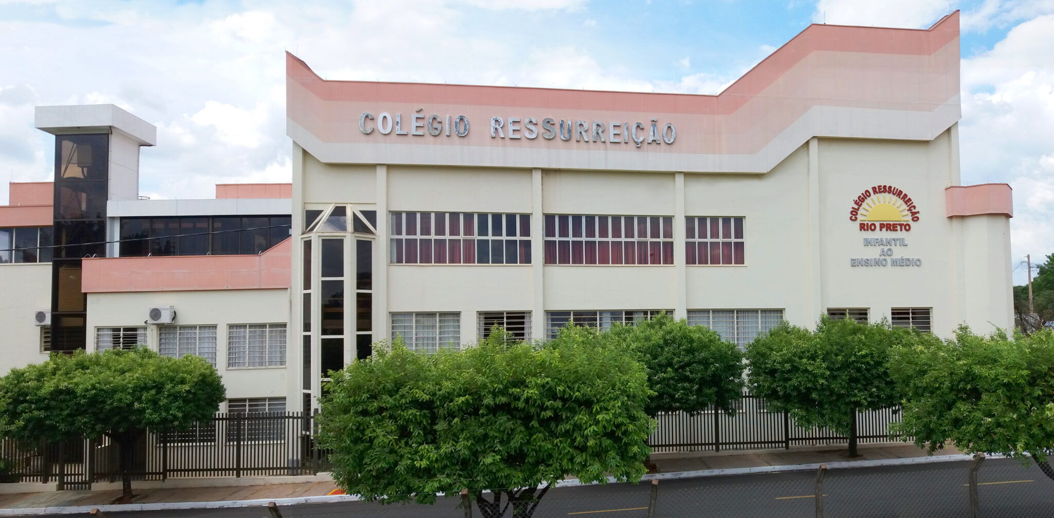 Ensino Médio – Colégio Ressurreição Rio Preto